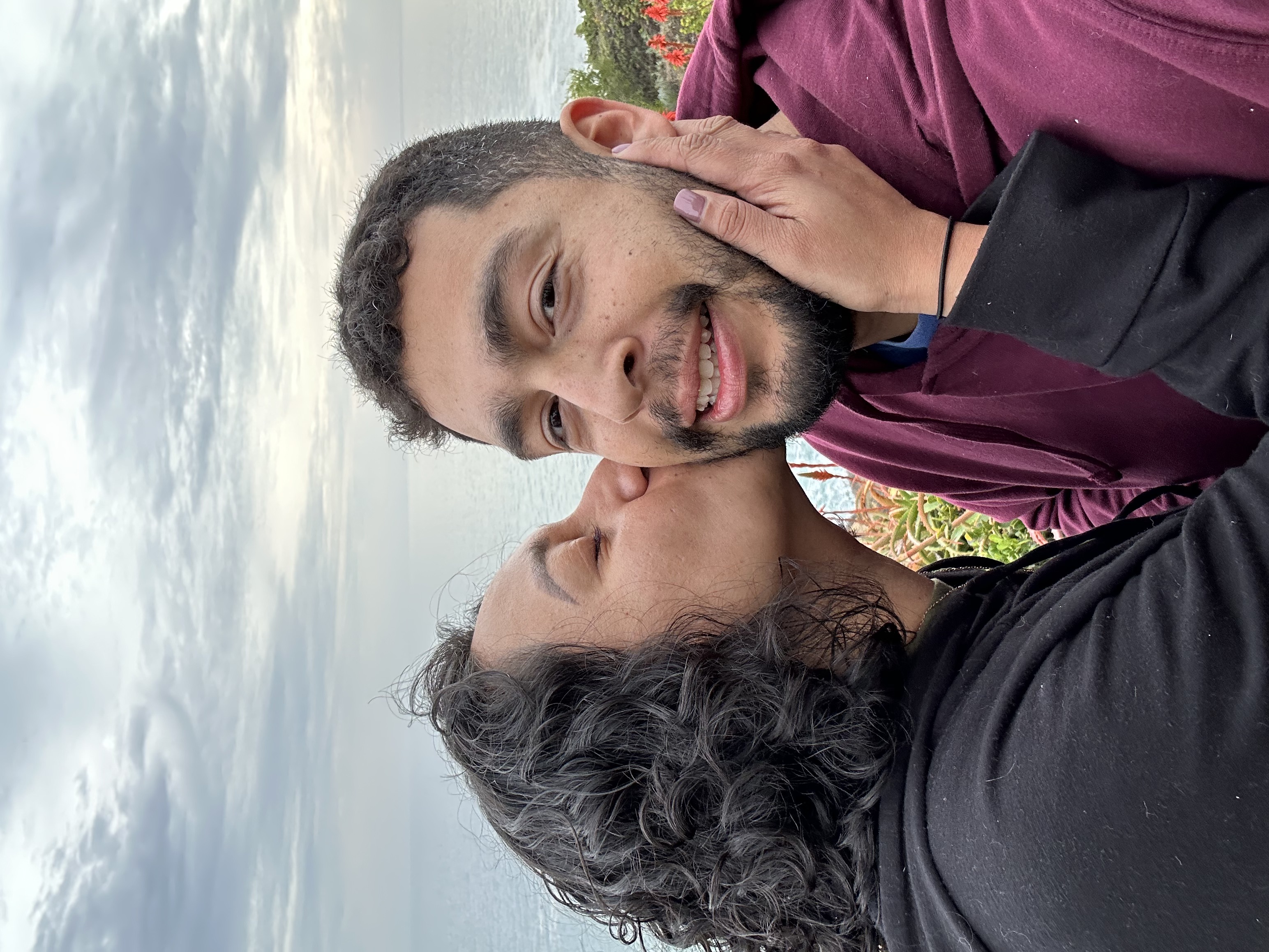 kiss